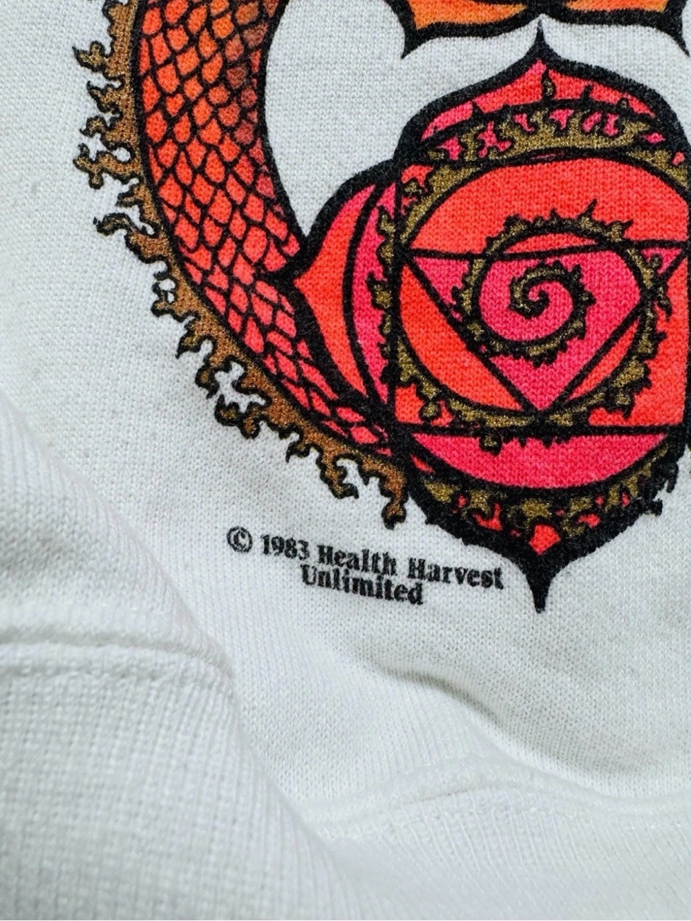 Vintage 80s Snake Chakras Third Eye Hanes White Crewneck Sweater XL - Picture 3 of 7